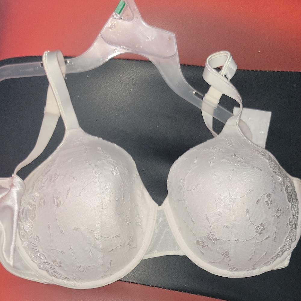 Playtex White Lace Bra
